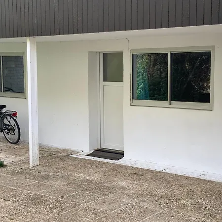 Apartment Independant Avec Terrasse Au Bord De La Riviere, Jardin 8000m2, Piscine, Parking Gratuit Proche Disneyland *