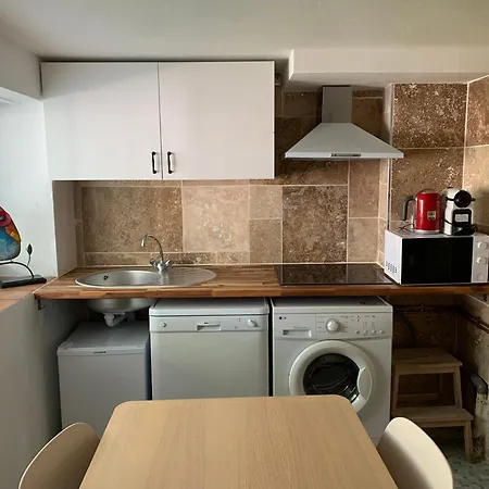 Independant Avec Terrasse Au Bord De La Riviere, Jardin 8000m2, Piscine, Parking Gratuit Proche Disneyland Apartment *